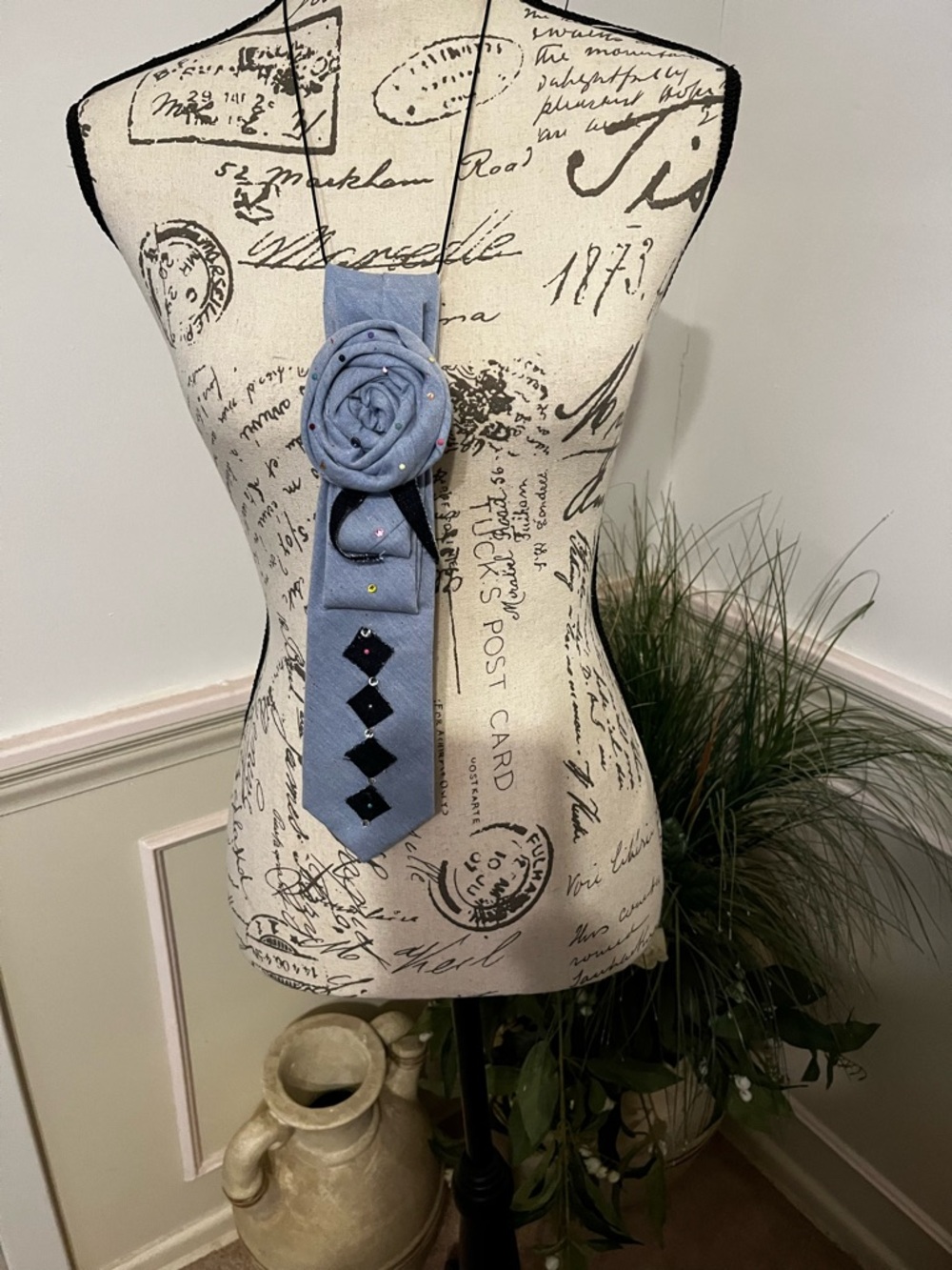 Light Blue Floral Rosette Tie Necklace